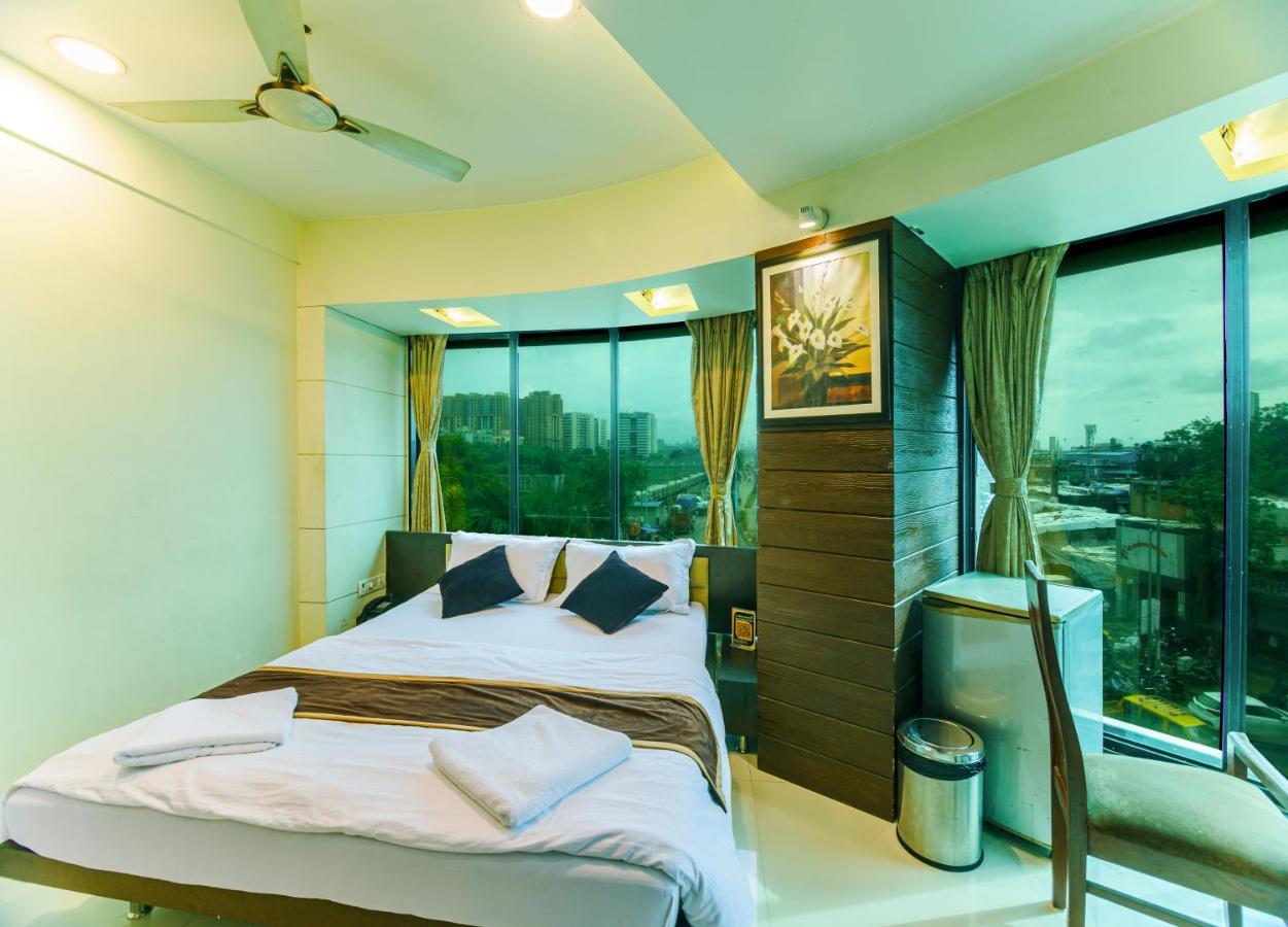 La Hotel Metro Near Bkc Bombay Extérieur photo