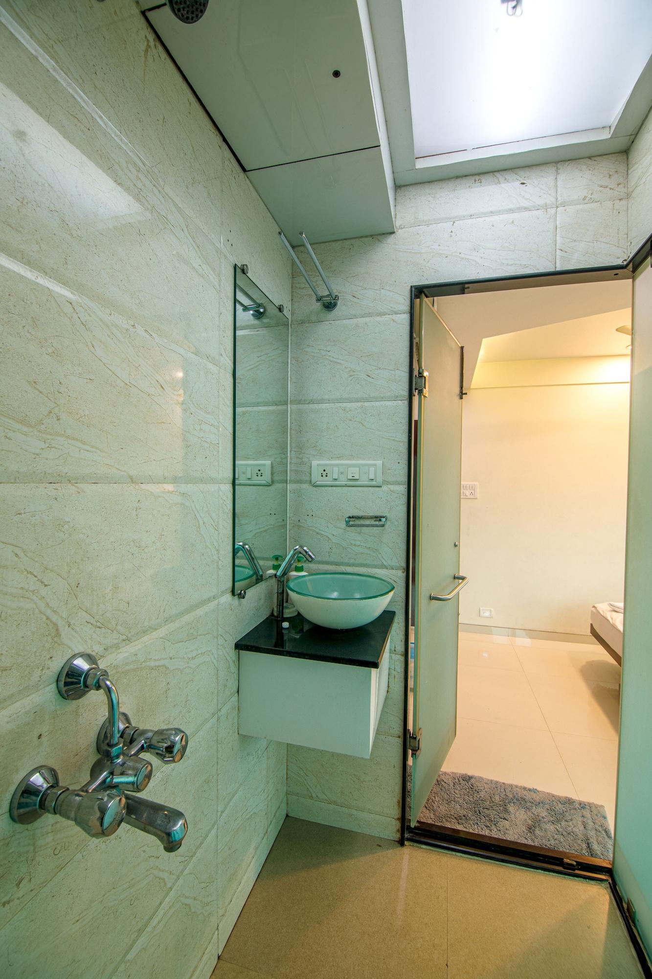 La Hotel Metro Near Bkc Bombay Extérieur photo